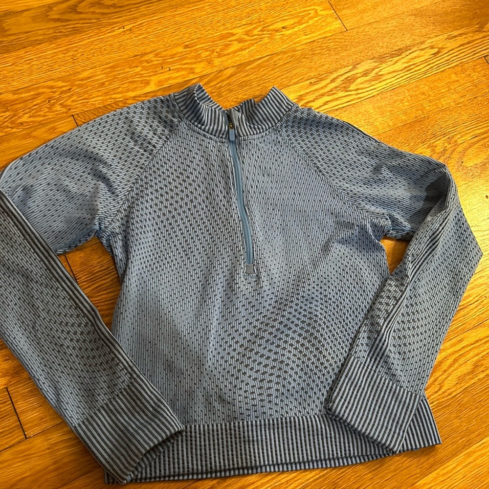 Lululemon cropped 1/4 zip size 4 blue + ribbed!